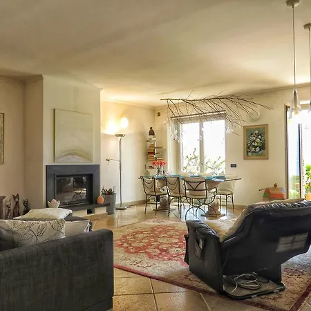 Villa Rosy